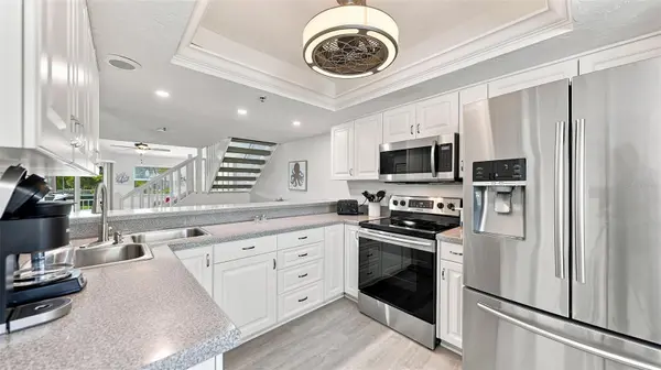 1206 SIESTA BAYSIDE DR #1206B, Sarasota, FL 34242