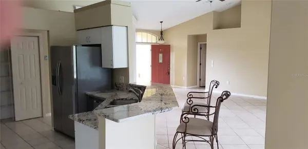494 LAKE OF THE WOODS DR, Venice, FL 34293