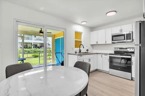537 CAPITOL ST, North Fort Myers, FL 33903
