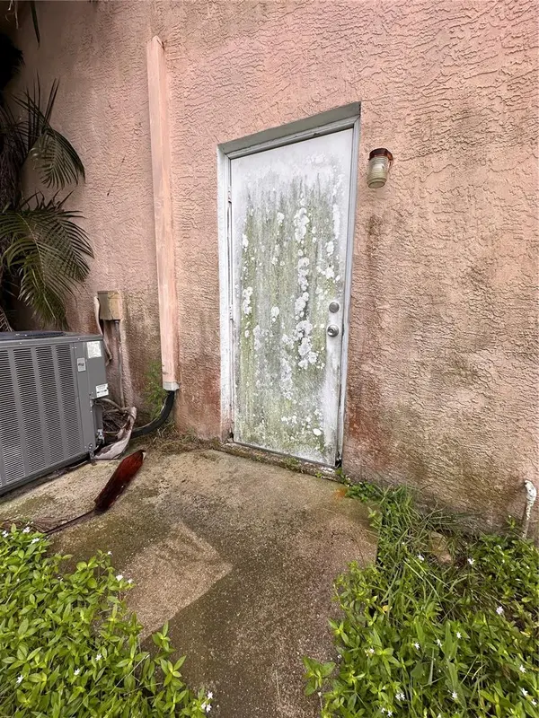 16842 TOLEDO BLADE BLVD, Port Charlotte, FL 33954