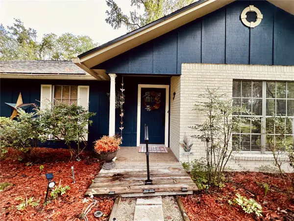 8614 SW 1ST AVE, Gainesville, FL 32607