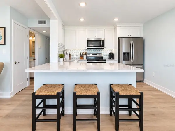 30 SE VALARE LN #202, Crystal River, FL 34429