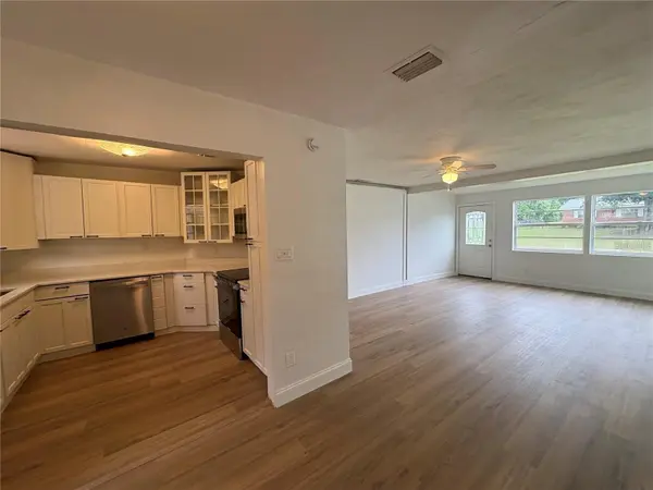 2412 DERBYSHIRE AVE, Lakeland, FL 33803