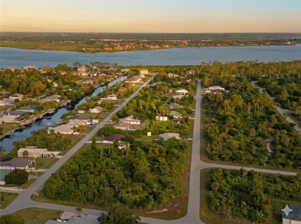 12482 KNEELAND TER, Port Charlotte, FL 33981