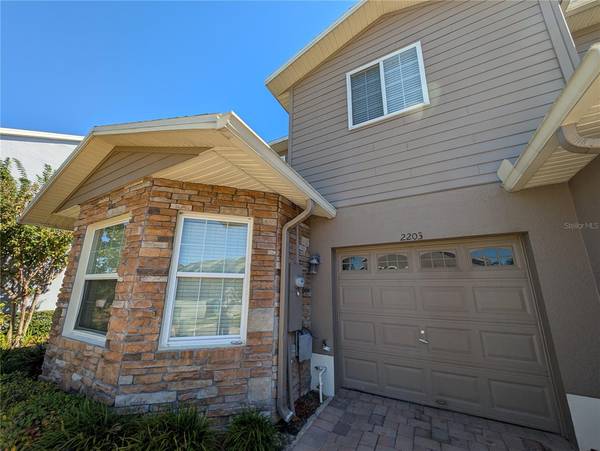 2203 CHATHAM PLACE DR, Orlando, FL 32824