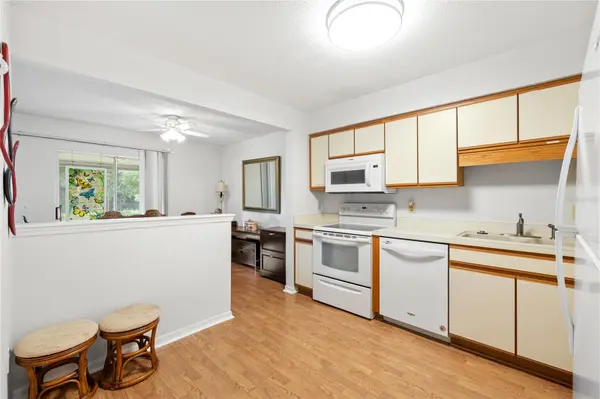 5300 DOVER VILLAGE LN #4, Orlando, FL 32812