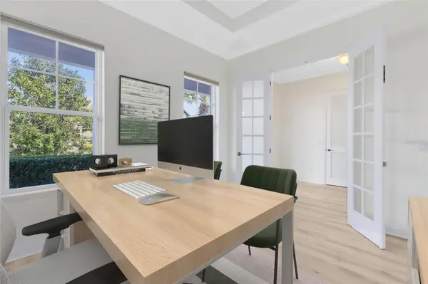 8408 LAUREATE BLVD, Orlando, FL 32827