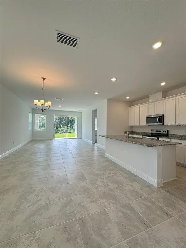 2084 AXEL ST, Minneola, FL 34715