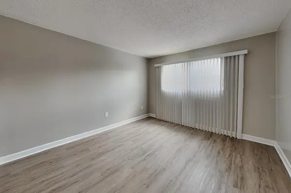918 LAKE DESTINY RD #E, Altamonte Springs, FL 32714