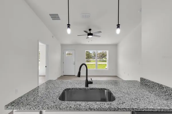 21950 SW MARINE BLVD, Dunnellon, FL 34431