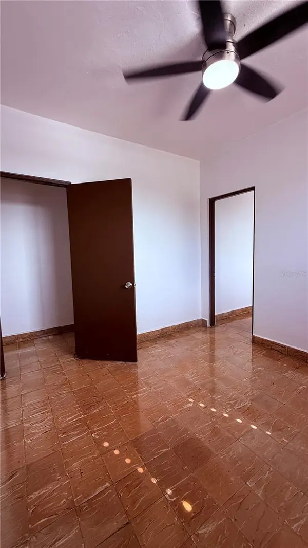 67 APT. 5 PH URB. GARCIA UBARRI, San Juan, PR 00925