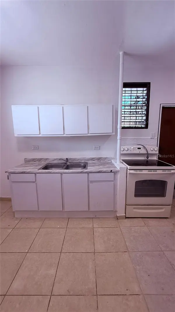 67 APT. 5 PH URB. GARCIA UBARRI, San Juan, PR 00925
