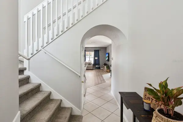 2675 DOVER GLEN CIR, Orlando, FL 32828