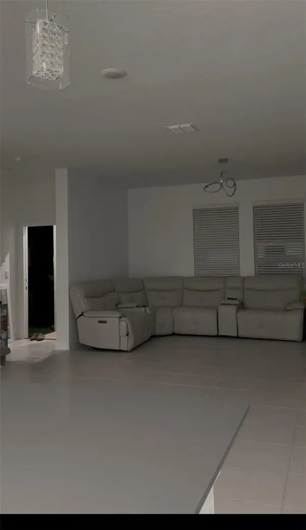 9545 PASSAIC Pkwy, Orlando, FL 32829
