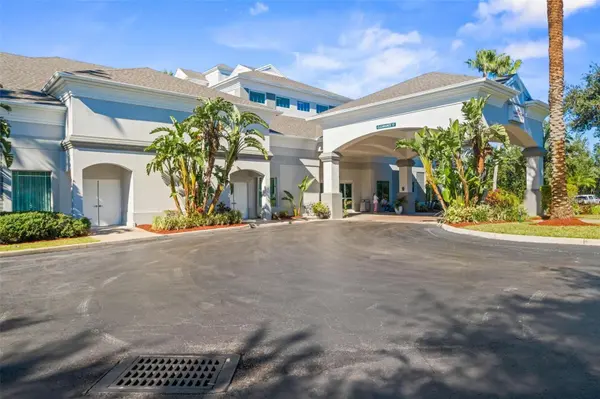 8303 PALM Pkwy #520, Orlando, FL 32836