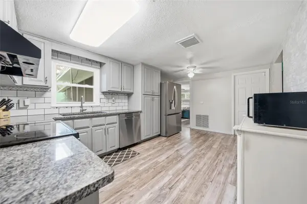 37421 LAYTON RD, Dade City, FL 33525