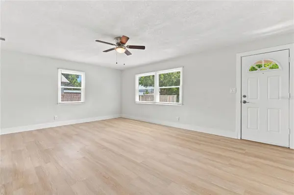 4115 FAIRFIELD AVE S, St Petersburg, FL 33711