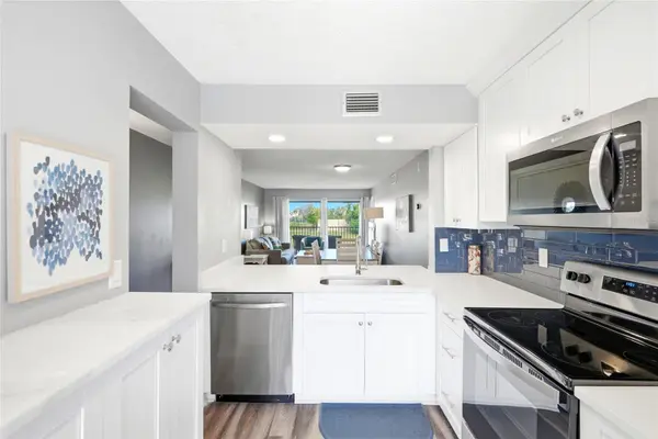 6105 PALMA DEL MAR BLVD S #219, St Petersburg, FL 33715