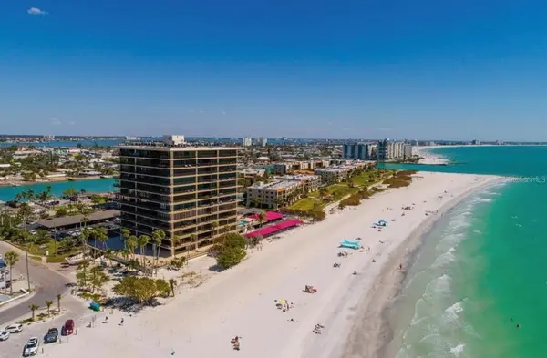 7600 BAYSHORE DR #205, Treasure Island, FL 33706