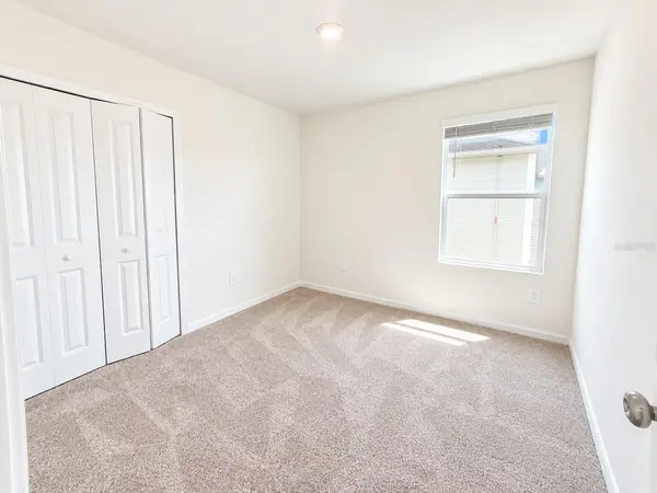 2270 RED CROSSBILL DR, Wimauma, FL 33598