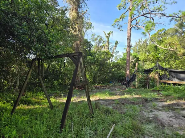 5028 MOUNT PLYMOUTH RD, Apopka, FL 32712