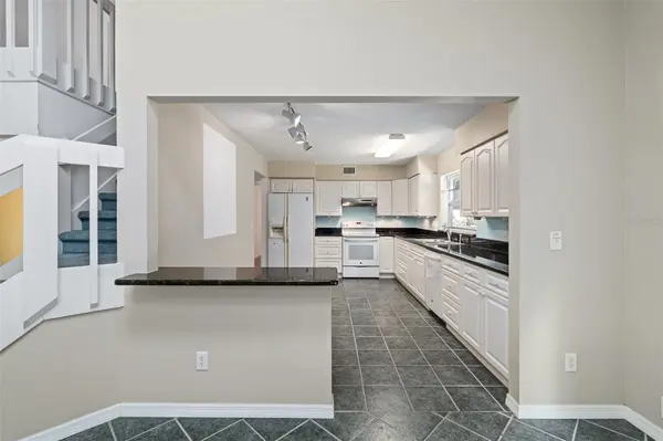5902 KENDREW DR, Port Orange, FL 32127