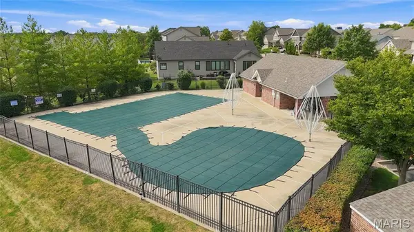 480 Flowering Magnolia DR, O'fallon, MO 63366