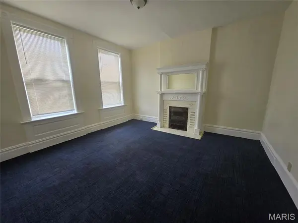 3924 Sullivan AVE, St Louis, MO 63107