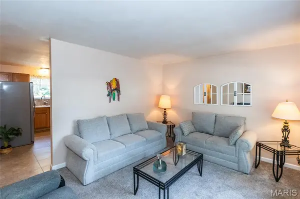 1812 Partridge DR, Imperial, MO 63052