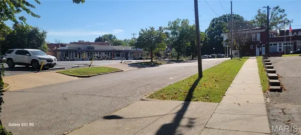 7383 Hazel AVE, Maplewood, MO 63143