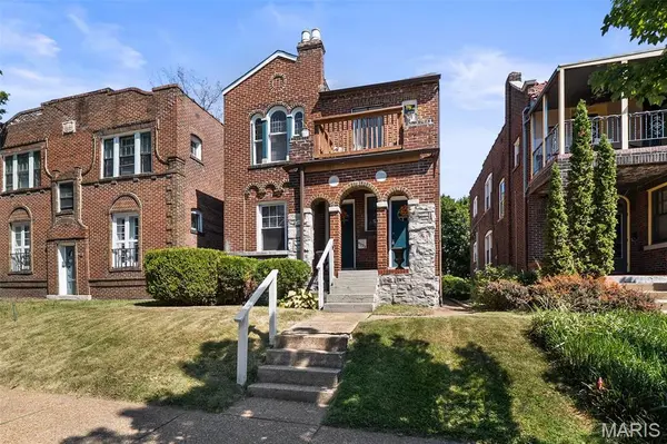 4533 Flad AVE, St Louis, MO 63110