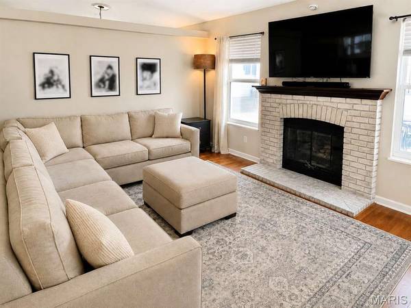 5070 Danielle DR, St Charles, MO 63304