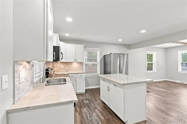 1620 Dale AVE, St Charles, MO 63301