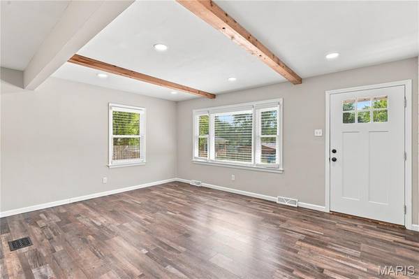 1620 Dale AVE, St Charles, MO 63301