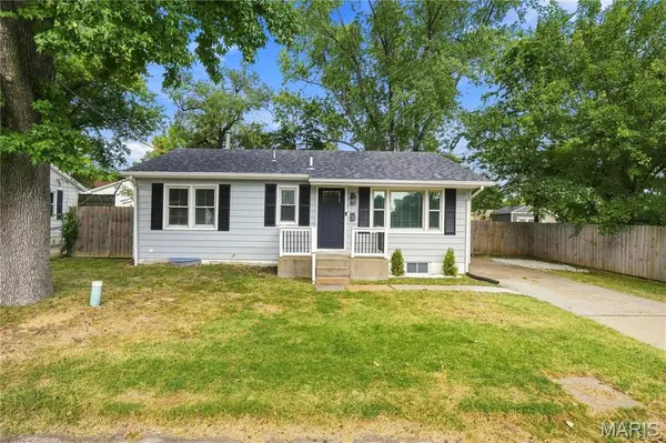 1620 Dale AVE, St Charles, MO 63301