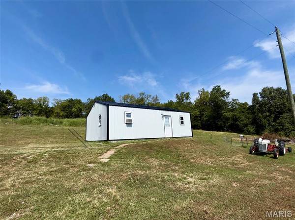 3494 M- Spence School RD, Mansfield, MO 65701