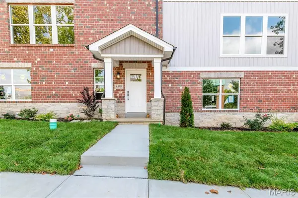 7306 Hoover AVE, Richmond Heights, MO 63117