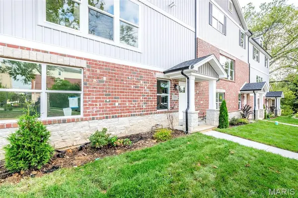 7306 Hoover AVE, Richmond Heights, MO 63117