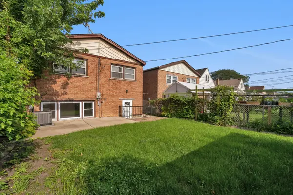 5035 S Kilpatrick AVE, Chicago, IL 60632