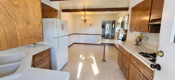 2816 Pleasant View AVE, Rockford, IL 61108