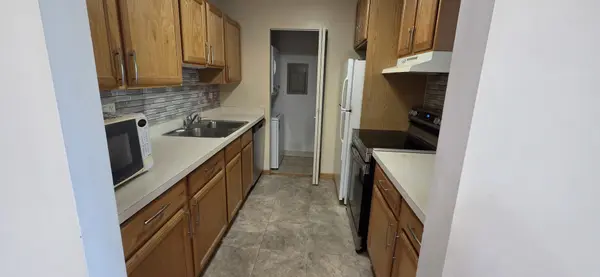 940 N Lakeside DR #2A, Vernon Hills, IL 60061