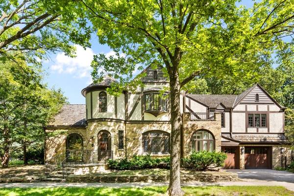 2401 Lawndale AVE, Evanston, IL 60201