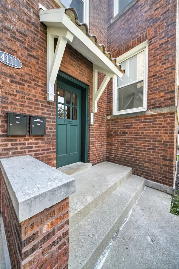 4111 N Francisco AVE, Chicago, IL 60618