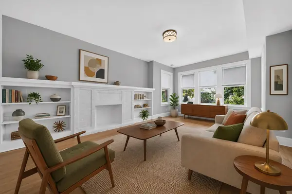4111 N Francisco AVE, Chicago, IL 60618