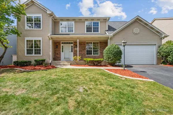 2240 Barrett DR, Algonquin, IL 60102