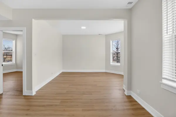 4622 S Calumet AVE #3S, Chicago, IL 60653