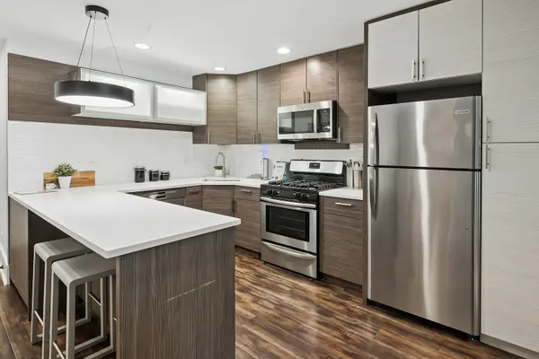 2140 N Lincoln AVE #5207, Chicago, IL 60614