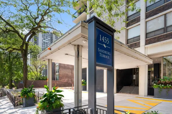 1455 N Sandburg TER #508, Chicago, IL 60610