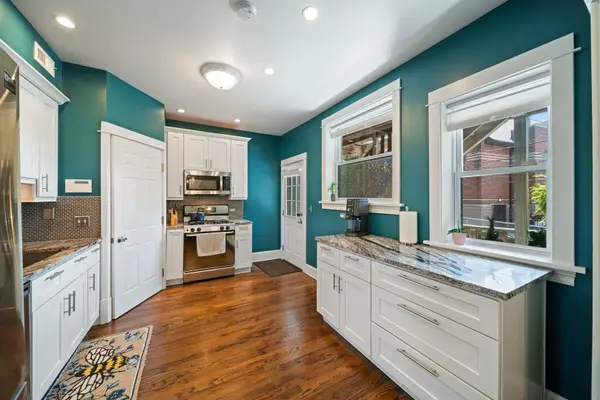 1114 Main ST #1W, Evanston, IL 60202