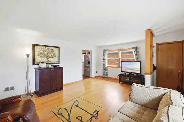 605 OAKTON ST, Park Ridge, IL 60068
